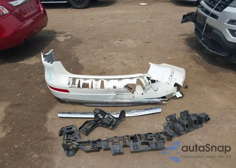 2018 Mercedes-Benz Gls 450 4Matic z USA, uszkodzony, nr VIN 4JGDF6EE2JB023644